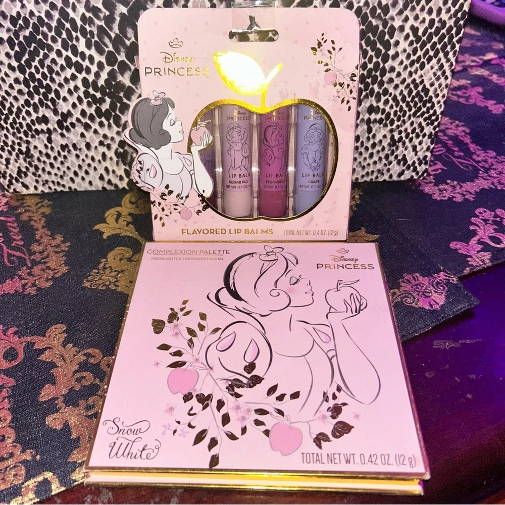 Disney Princess Snow White Complexion Palette & lipgloss set by Taste Beauty.